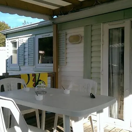 Camping Maeva Club Les Dinosaures Camping Talmont-Saint-Hilaire